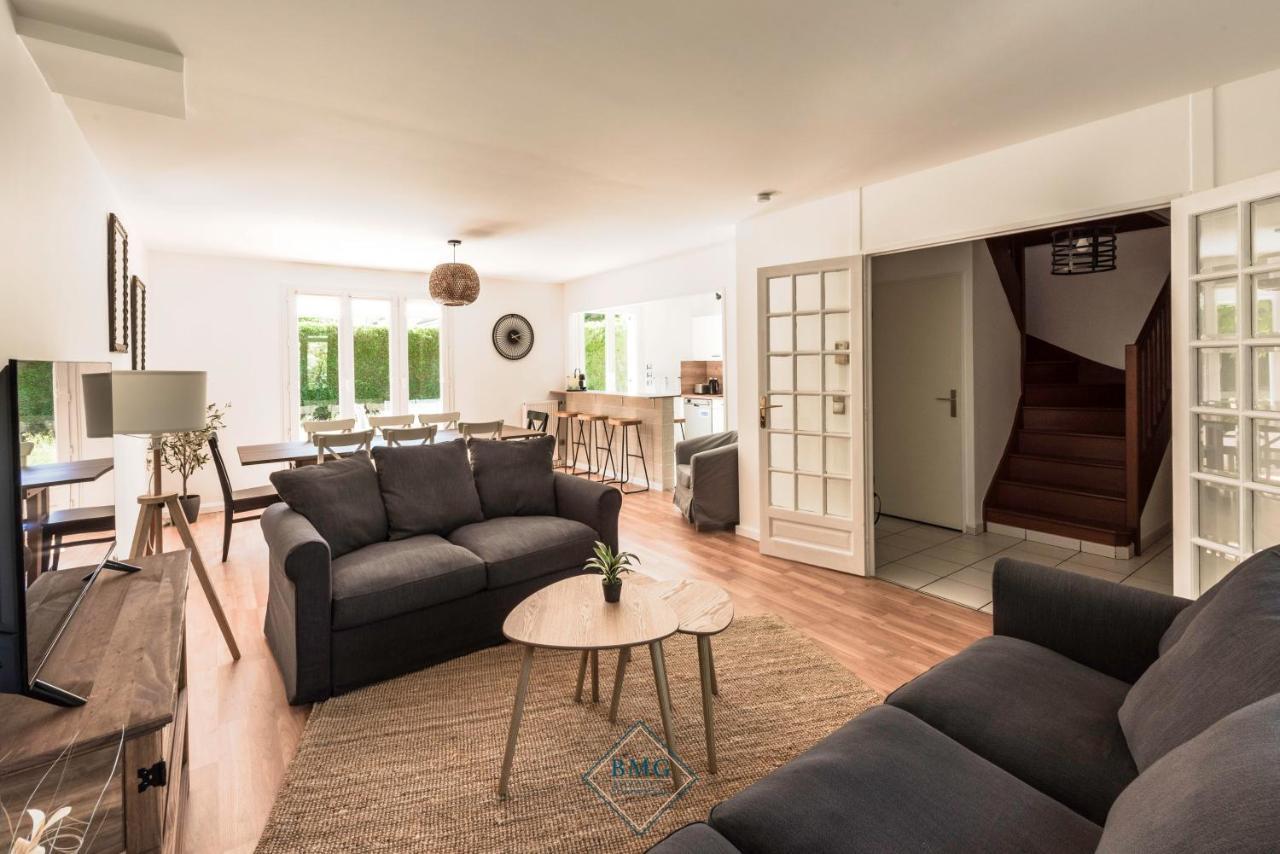 Family House In Disneyland Bmyguest Serris Exterior foto